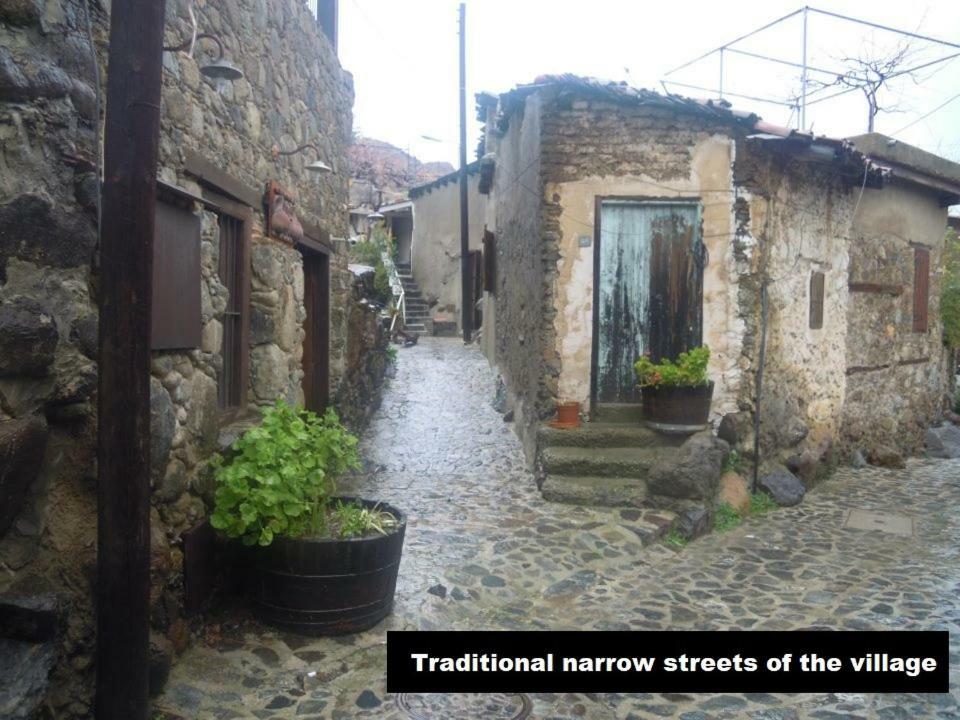 Metaxas Mansion Guest House Kakopetria Exterior photo